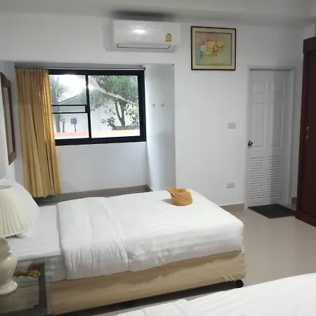 มุก&พลอย เรสซิเดนซ์ Apartment Sattahip Luaran gambar