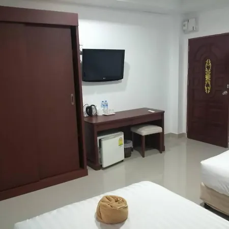 มุก&พลอย เรสซิเดนซ์ Apartment Sattahip Luaran gambar