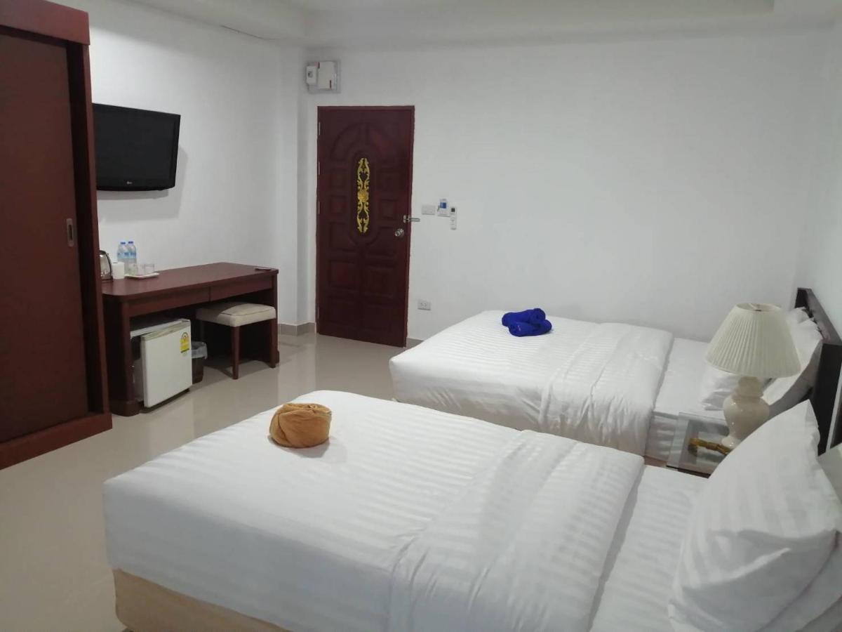 มุก&พลอย เรสซิเดนซ์ Apartment Sattahip